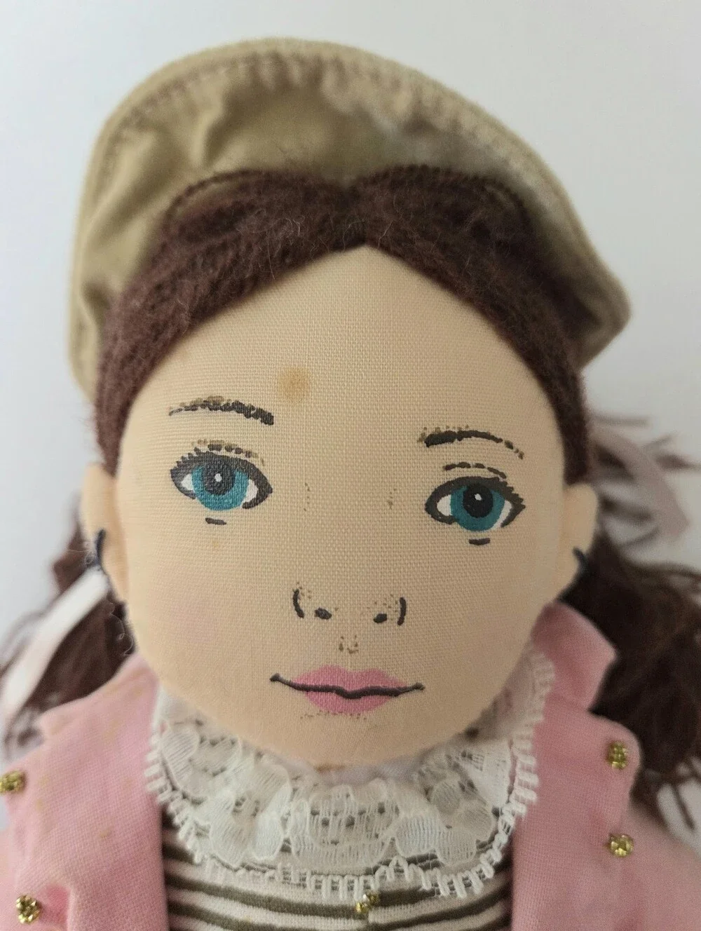 LOT OF 9 HISTORICAL CLOTH DOLLS, PAINTED FACES, COLONIAL WILLIAMSBURG FOUNDATION